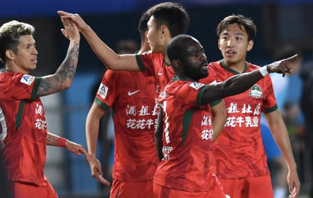 开云体育app官网-【中超】钟义浩阿奇姆彭破门 河南3比1逆转海牛
